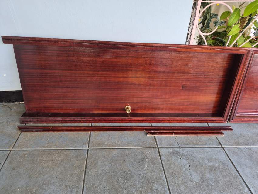 A  vendre 2 portes en bois - 1 - Bathroom  on Aster Vender