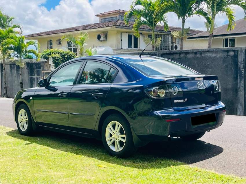 Mazda 3  2009 - 1 - Family Cars  on Aster Vender