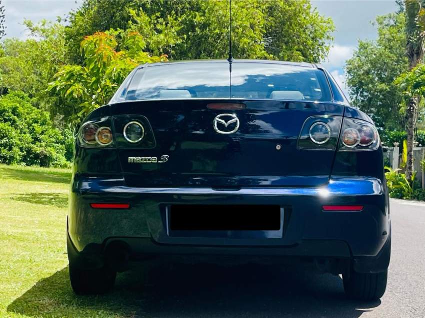 Mazda 3  2009 - 2 - Family Cars  on Aster Vender