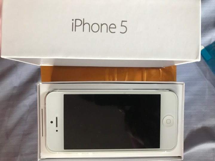 Iphone 5 on Aster Vender