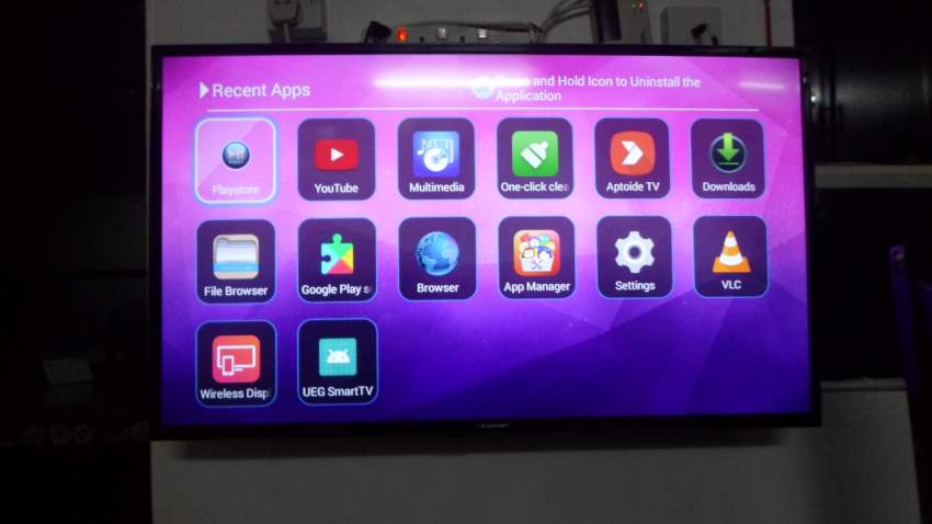 40inch full hd smart tv on Aster Vender