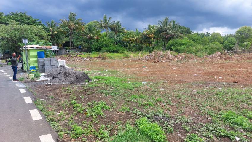 Land for sale in le bouchon - 1  on Aster Vender