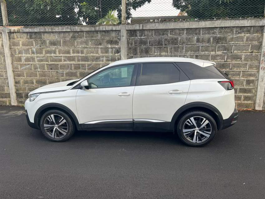 Peugeot 3008 (2019) - 2  on Aster Vender