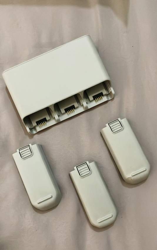 For sale: DJI Neo  Fly More Combo - 3 - Drone  on Aster Vender