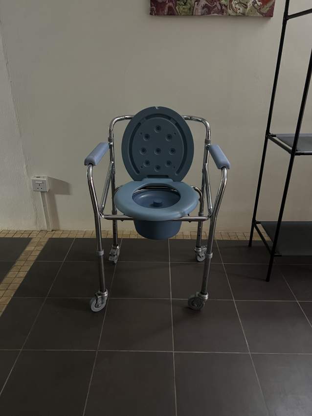 Mobile commode chair - 0 - Other Medical equipment  on Aster Vender