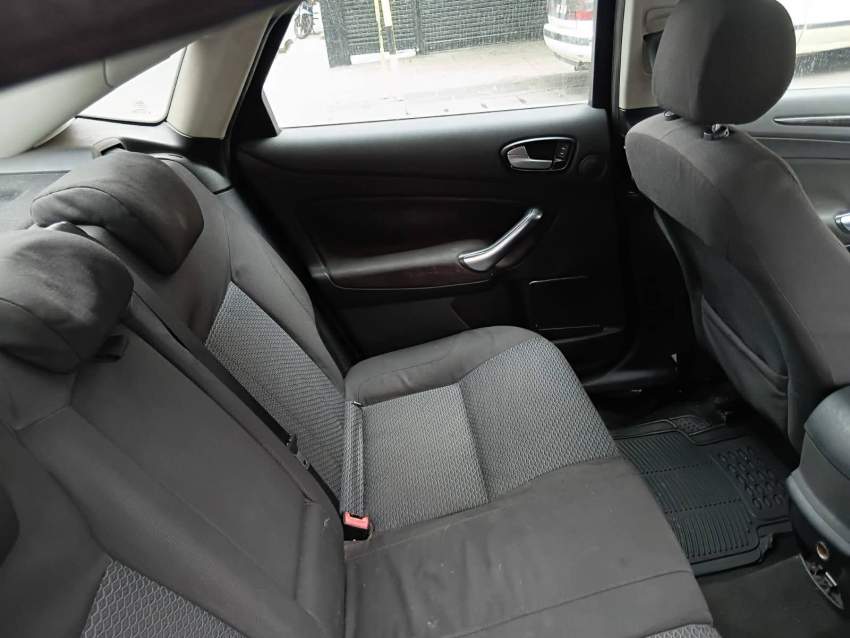 FORD MONDEO - 3 - Luxury Cars  on Aster Vender