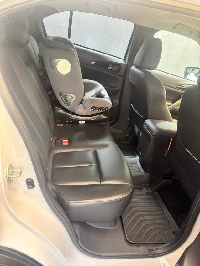 Mitsubishi Eclipse Cross 2024 - 4 - SUV Cars  on Aster Vender