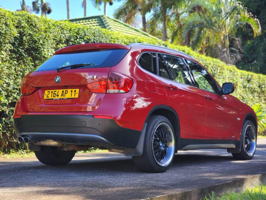 BMW X1- Xdrive18i - 5 - SUV Cars  on Aster Vender