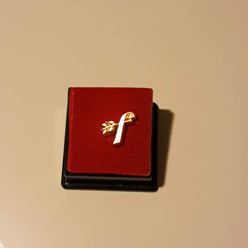 Broche - pins - 0 - Other Jewellery  on Aster Vender