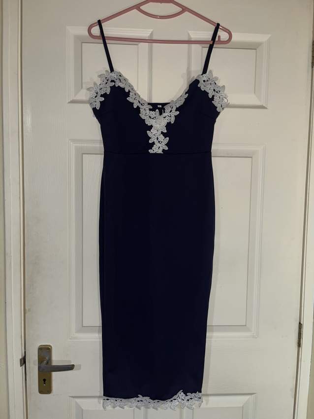 Elegance garantie - 1 - Dresses (Women)  on Aster Vender