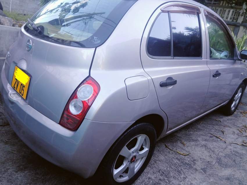 Nissan March AK12 2005 - 2 - Compact cars  on Aster Vender