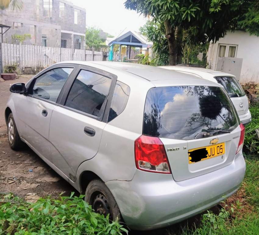Chevrolet Aveo 2005 - 1 - Compact cars  on Aster Vender