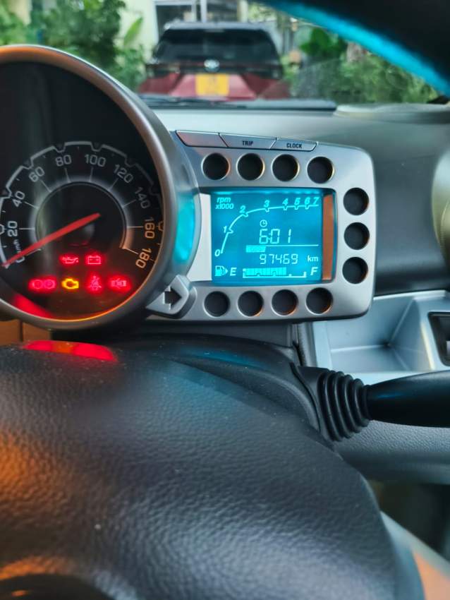 Chevrolet spark - 3 - Family Cars  on Aster Vender