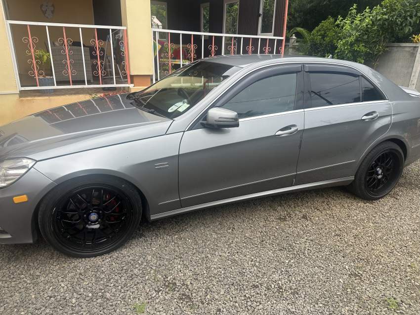 MERCEDES BENZ E250 - 3 - Luxury Cars  on Aster Vender