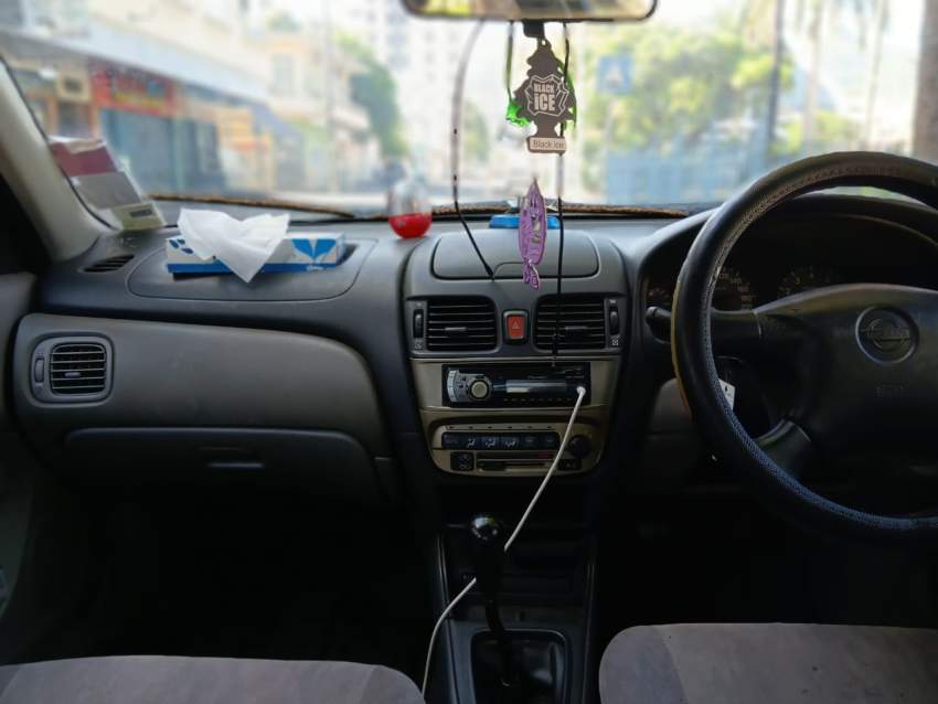 Nissan Sunny N16 - 1 - Compact cars  on Aster Vender