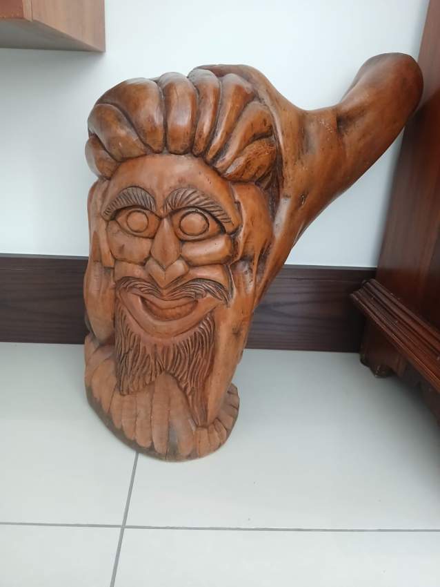 SCULPTURE DANS UN TRONC D ARBRE CREE PAR UN KANAK NOUELLE CALEDONIE - 0 - Interior Decor  on Aster Vender