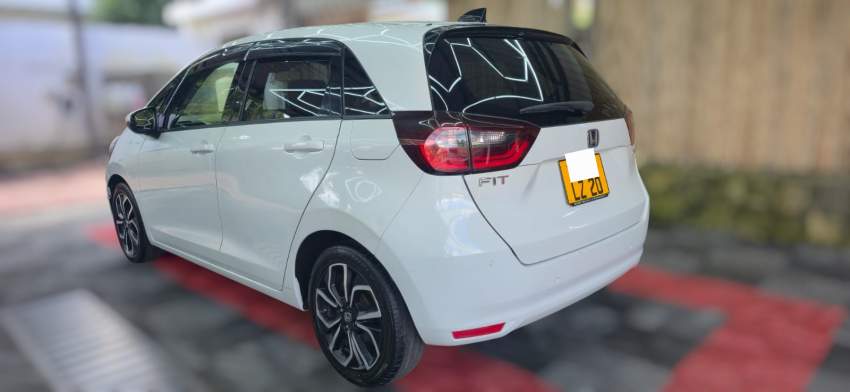 Honda Fit - 2 - Compact cars  on Aster Vender