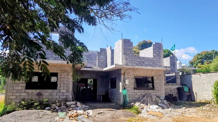 House For Sale - 0 - House  on Aster Vender