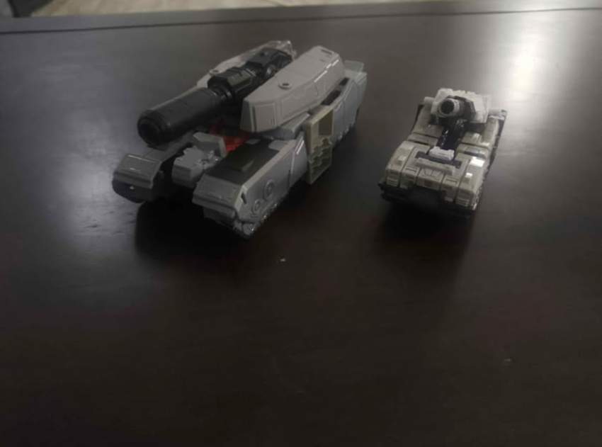 Original transformers from Hasbro 🔥 - 2 - Kids Stuff  on Aster Vender