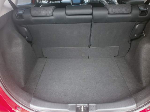 HONDA FIT YR DEC 2013 - 3 - Family Cars  on Aster Vender