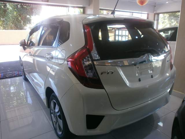 HONDA FIT  L PACKAGE YR MAY 2015 - 3 - Family Cars  on Aster Vender