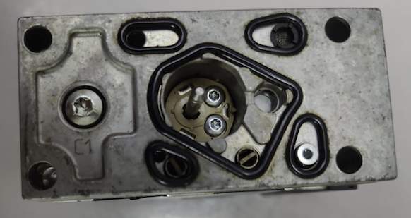 Danfoss 155L4022 Hydraulic Valve Controller / Actuator - 2 - Other Industrial Vehicles  on Aster Vender