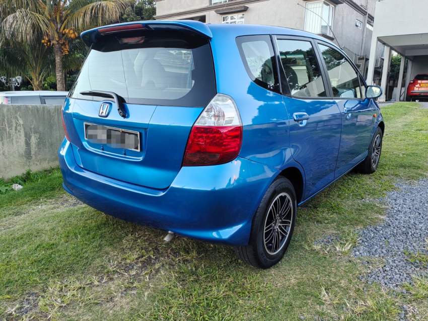 Honda Fit 2005 (Automatic) - 1 - Compact cars  on Aster Vender