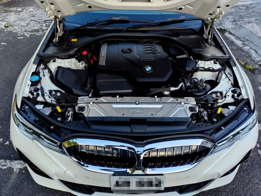 2021 BMW 330i Sport Line - 3 - Luxury Cars  on Aster Vender