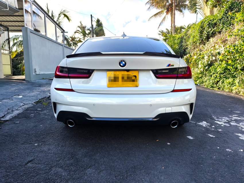 2021 BMW 330i Sport Line - 1 - Luxury Cars  on Aster Vender