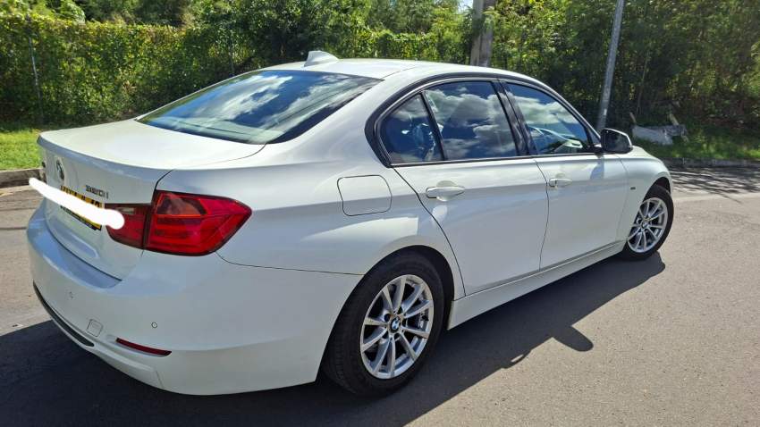 BMW 320i for Sale 2013 - 3 - Luxury Cars  on Aster Vender