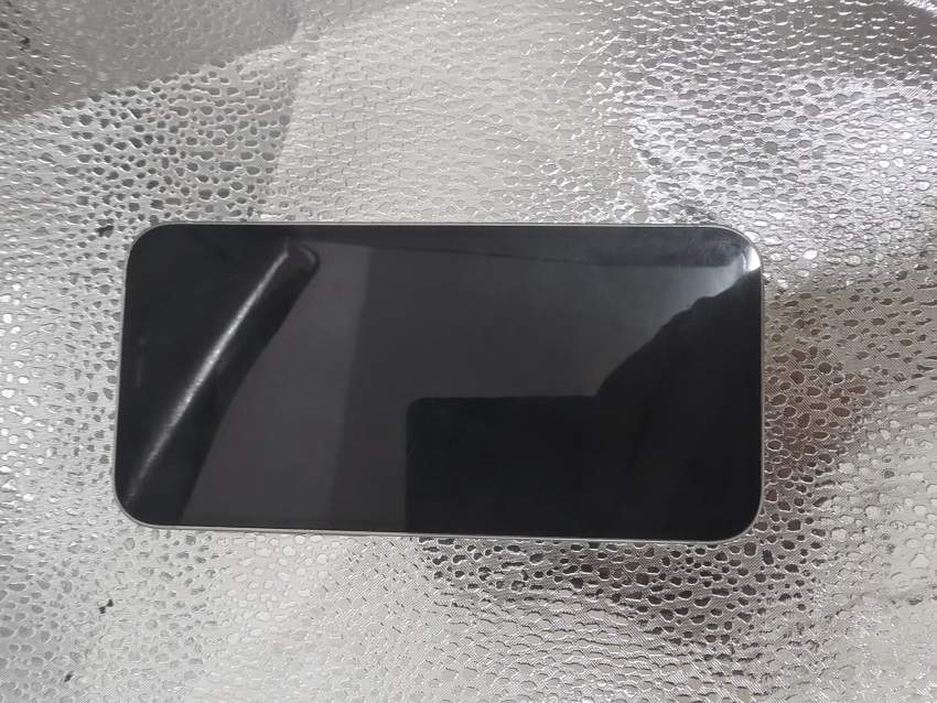 iPhone 12 Pro 128GB White - MINT Condition / Unlocked (Etat Neuf) - 3 - iPhones  on Aster Vender