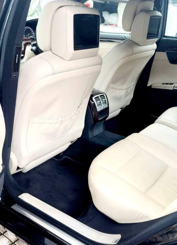 Mercedes Benz S350 - 1 - Luxury Cars  on Aster Vender