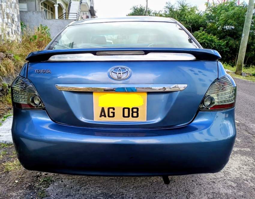 TOYOTA YARIS 08 - 2 - Compact cars  on Aster Vender