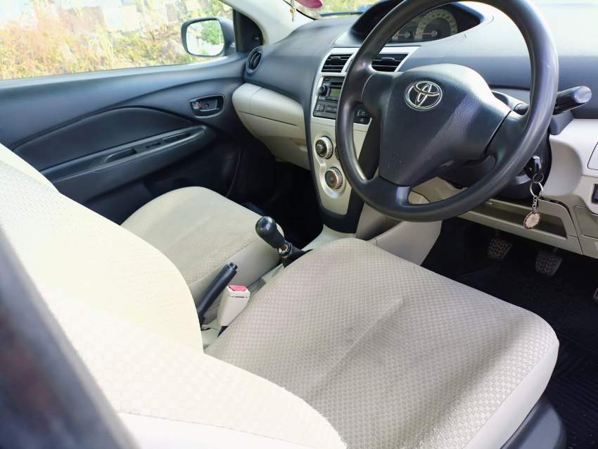TOYOTA YARIS 08 - 1 - Compact cars  on Aster Vender