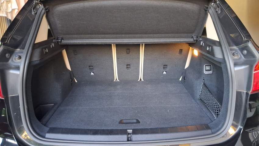 BMW X1 SDRIVE 18i - 1 - SUV Cars  on Aster Vender