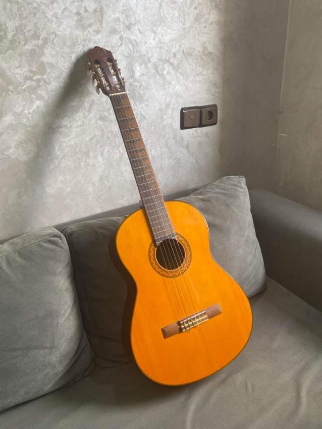 Yamaha c70
