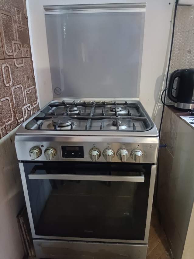 : Used Whirlpool Gas Cooker & Oven -