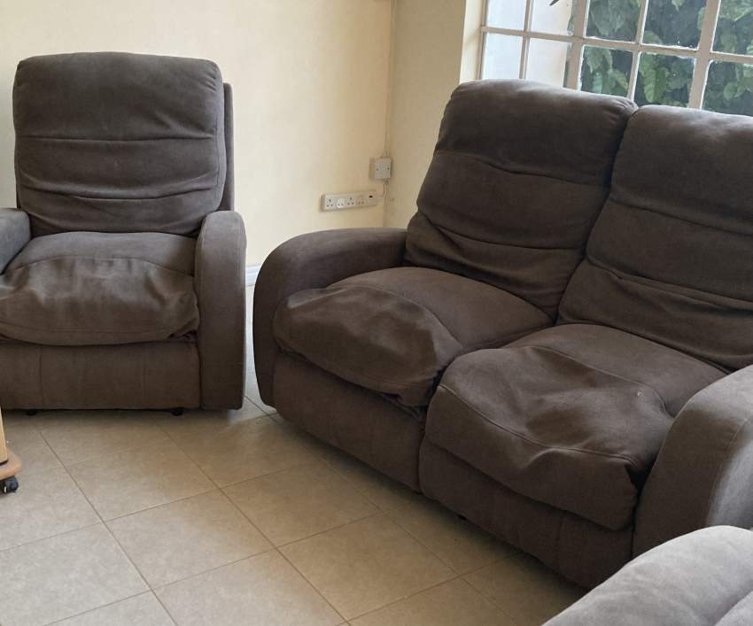 Sofa set - 2 - Sofas couches  on Aster Vender