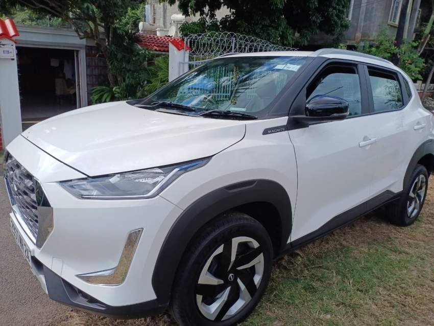 Nissan Magnite - 2 - SUV Cars  on Aster Vender
