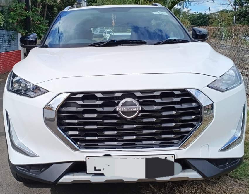 Nissan Magnite - 3 - SUV Cars  on Aster Vender