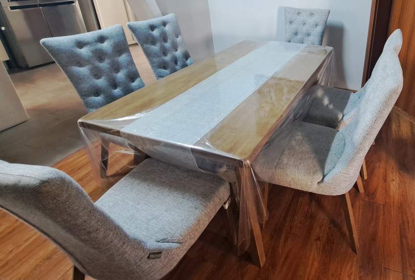 Dining table with 6 chairs - 2 - Table & chair sets  on Aster Vender