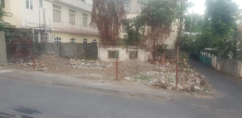 Sale Residential land 248 m² at Mahebourg - 1 - Land  on Aster Vender