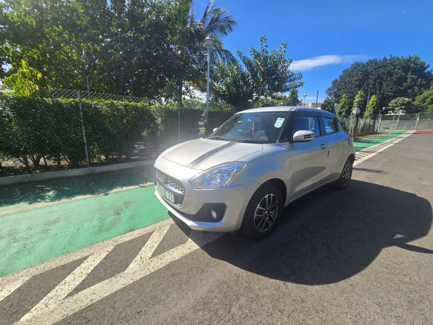 Suzuki Swift GLX 2021 (Full Option) - 3 - Family Cars  on Aster Vender