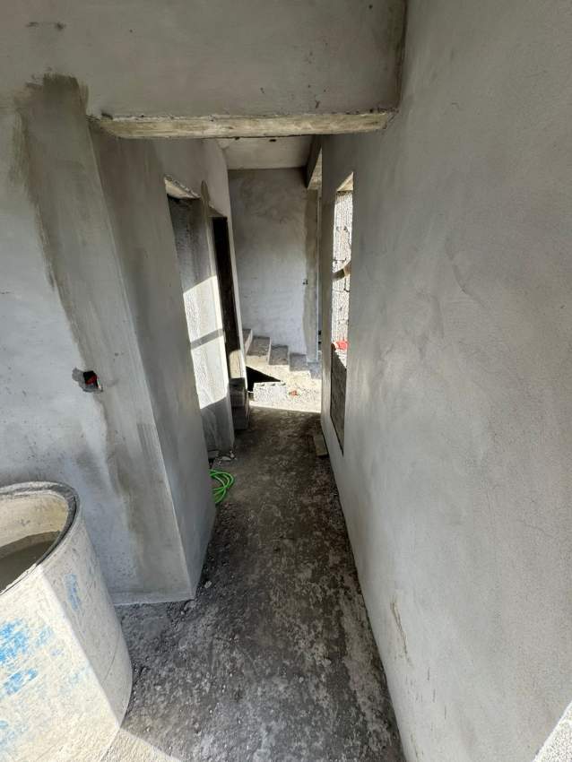 House for sale - 2 - House  on Aster Vender
