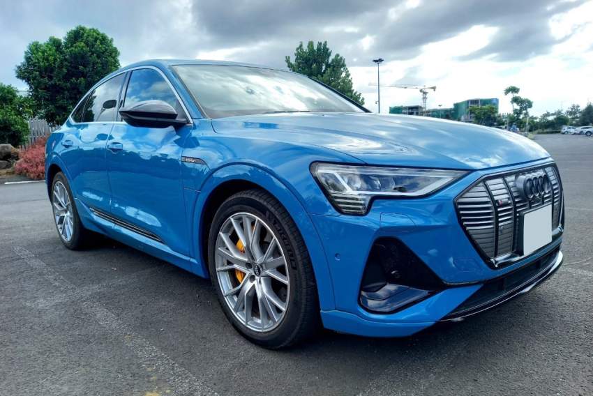 Urgent for sale 2020' Audi e-tron S55 - 2 - Luxury Cars  on Aster Vender