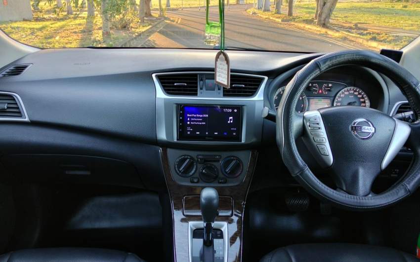 Very Urgent Nissan Sentra AT 2015 - 3 - Family Cars  on Aster Vender