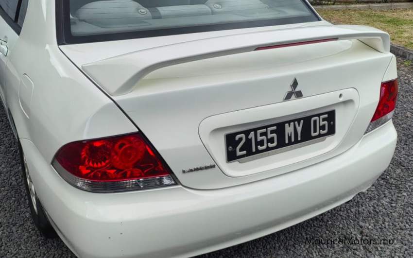 Mitsubishi Lancer 2005 - 2 - Family Cars  on Aster Vender