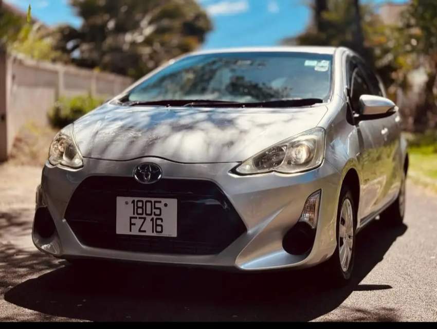 FOR SALE – TOYOTA AQUA 2016