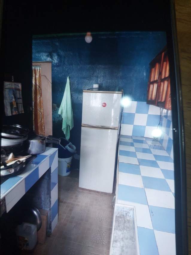 Maison Ex CHA Cite Bassin MUR 850000 on Aster Vender
