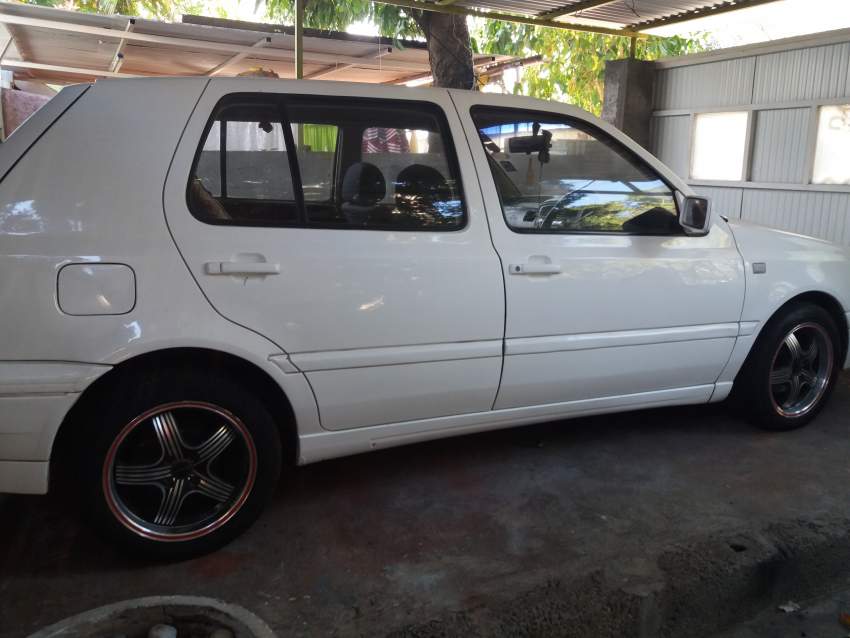 Volkswagen golf3 Car - 0 - Family Cars  on Aster Vender